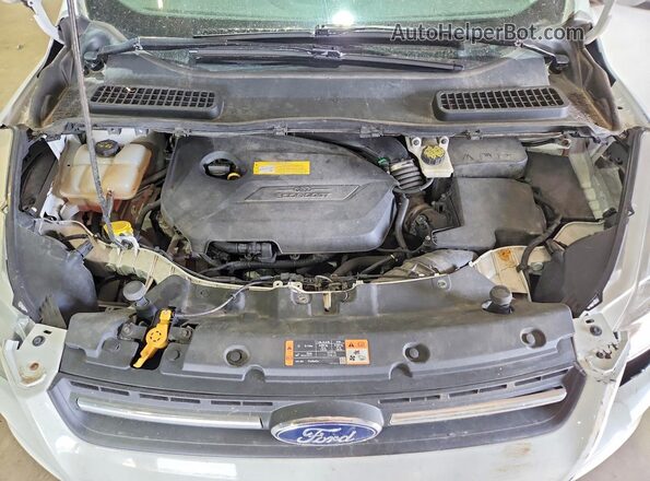 1FMCU9GX3GUB48960 2016 FORD ESCAPE White Widok wnętrza z tyłu