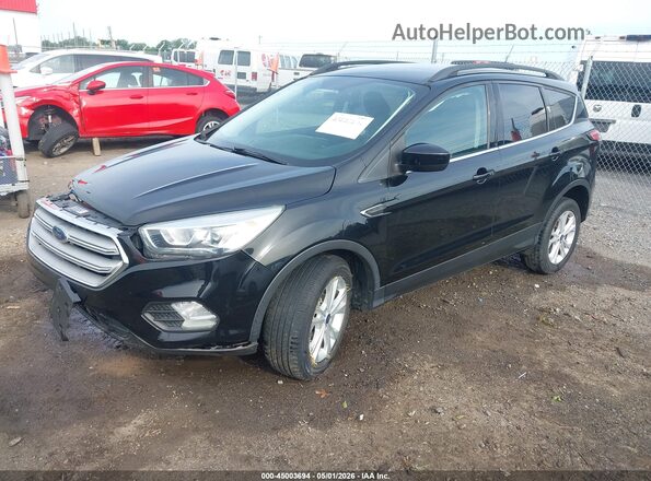 1FMCU9HD0JUC02100 2018 FORD ESCAPE Черный Передняя левая четверть