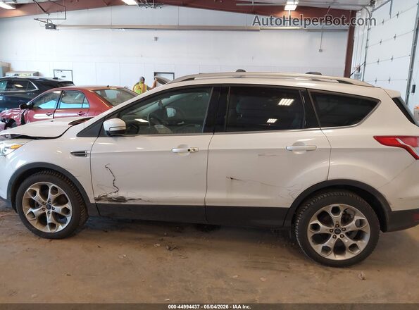 1FMCU9J92GUB35529 2016 FORD ESCAPE Белый Панорамный вид салона 360°