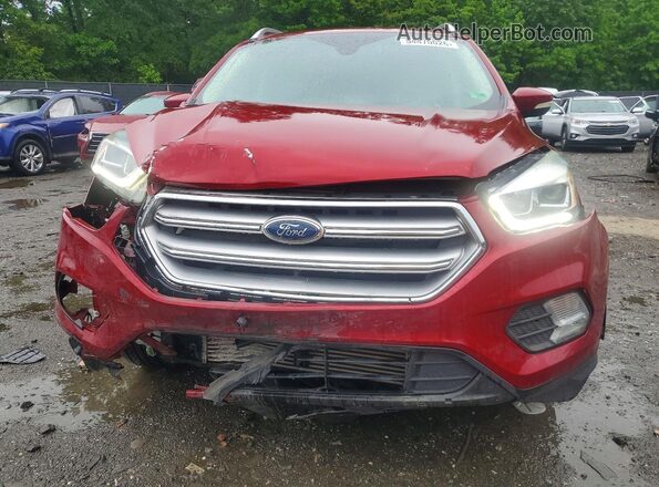 1FMCU9J93HUB84692 2017 FORD ESCAPE Red Widok z przodu