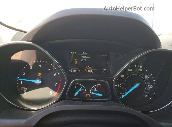 1FMCU9J96JUA08533 2018 FORD ESCAPE Белый Вид щитка приборов