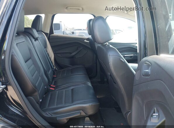 1FMCU9J97HUD55699 2017 FORD ESCAPE Черный Вид наклейки с VIN-кодом