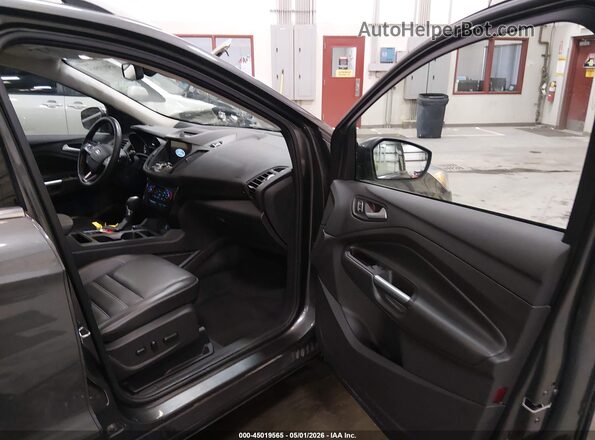 1FMCU9J98HUD41682 2017 FORD ESCAPE Black Widok wnętrza z przodu
