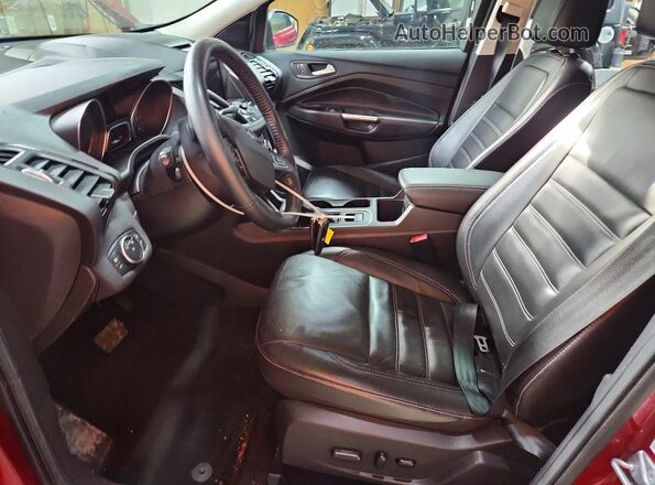 1FMCU9J98HUD50009 2017 FORD ESCAPE Red Widok wnętrza z przodu