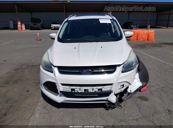 1FMCU9J9XGUB02276 2016 FORD ESCAPE Белый Вид панели приборов