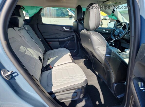 1FMCU9JA6RUB41797 2024 FORD ESCAPE Blue Вид задньої частини салону