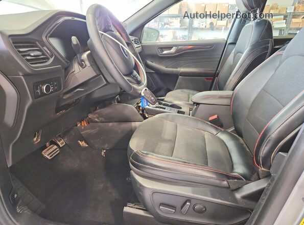 1FMCU9MN9RUA35293 2024 FORD ESCAPE Gray Widok wnętrza z przodu