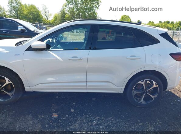 1FMCU9NA2PUA38447 2023 FORD ESCAPE Белый Панорамный вид салона 360°