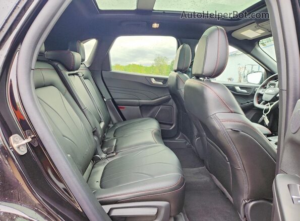 1FMCU9PZ9SUB07520 2025 FORD ESCAPE Black Widok wnętrza z tyłu