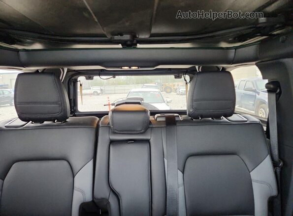 1FMDE1BH8RLA86922 2024 FORD BRONCO Зеленый Вид задних сидений