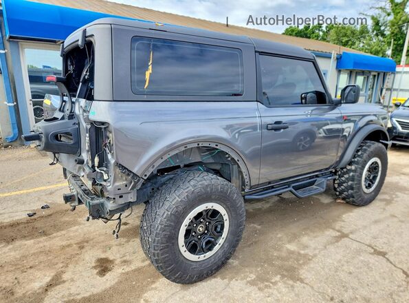 1FMDE5AH0PLB03783 2023 FORD BRONCO Gray Trasero derecho