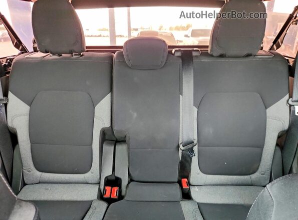 1FMDE5DH6PLB33527 2023 FORD BRONCO Черный Вид задних сидений