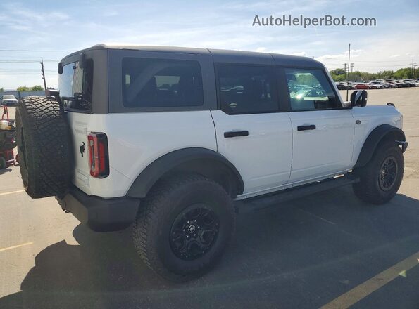 1FMEE2BP2RLA35028 2024 FORD BRONCO White უკანა მარჯვენა