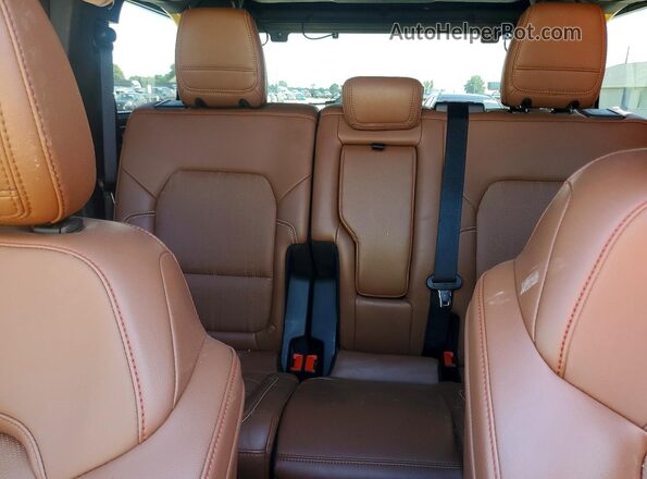 1FMEE4GP2PLA71478 2023 FORD BRONCO Yellow Vista de los asientos traseros