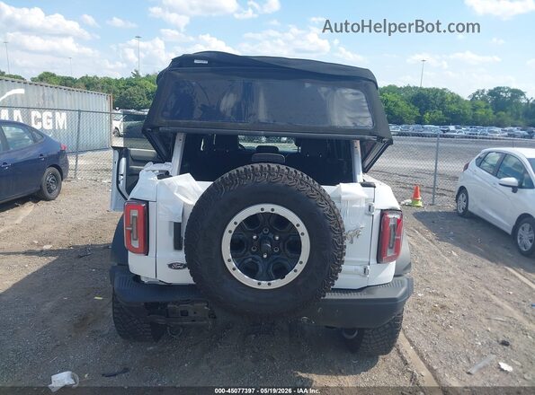 1FMEE5DP0MLA98944 2021 FORD BRONCO White Vista frontal