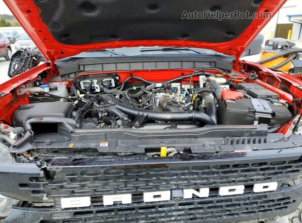 1FMEE5DP2NLA86375 2022 FORD BRONCO Red Widok wnętrza z tyłu