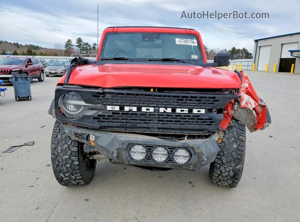 1FMEE5DP2NLA86375 2022 FORD BRONCO Red Widok z przodu