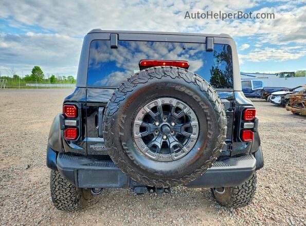 1FMEE5JR3PLB78054 2023 FORD BRONCO Черный Вид сзади