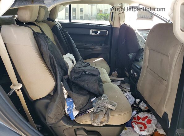 1FMSK7BH3MGA01845 2021 FORD EXPLORER Gray Rear seats view