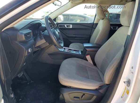 1FMSK7BH5MGA81889 2021 FORD EXPLORER White Widok wnętrza z przodu