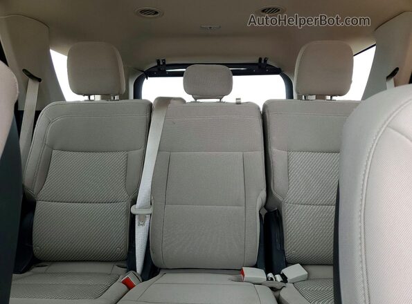 1FMSK7BH6LGC67357 2020 FORD EXPLORER White Widok tylnych siedzeń