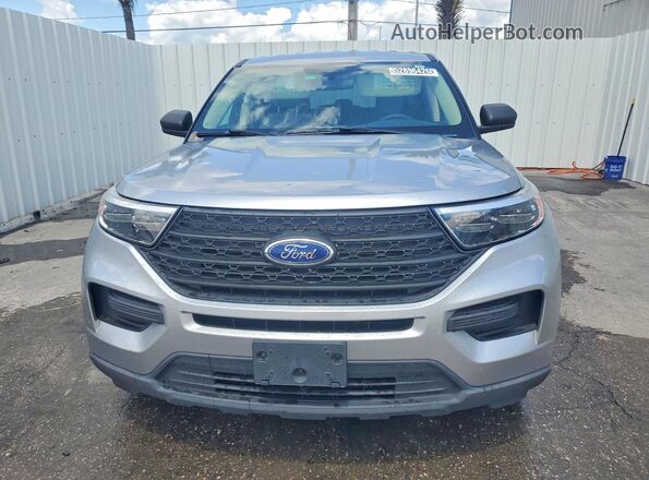 1FMSK7BHXMGC06725 2021 FORD EXPLORER Серебряный Вид спереди