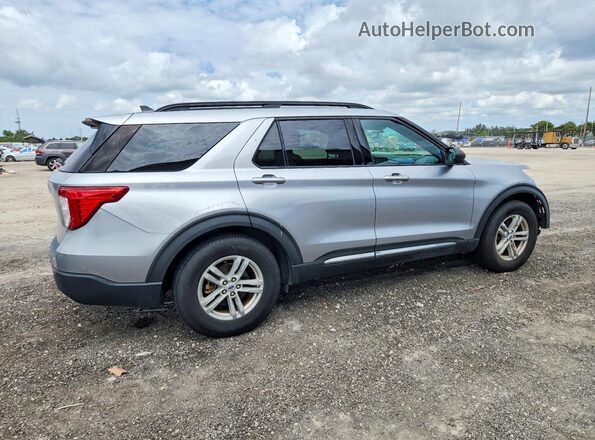 1FMSK7DH1MGC22986 2021 FORD EXPLORER Серебряный Задняя правая четверть