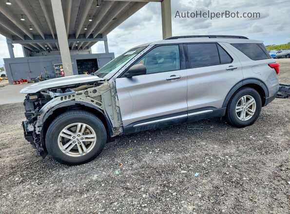1FMSK7DH1MGC22986 2021 FORD EXPLORER Серебряный Передняя левая четверть