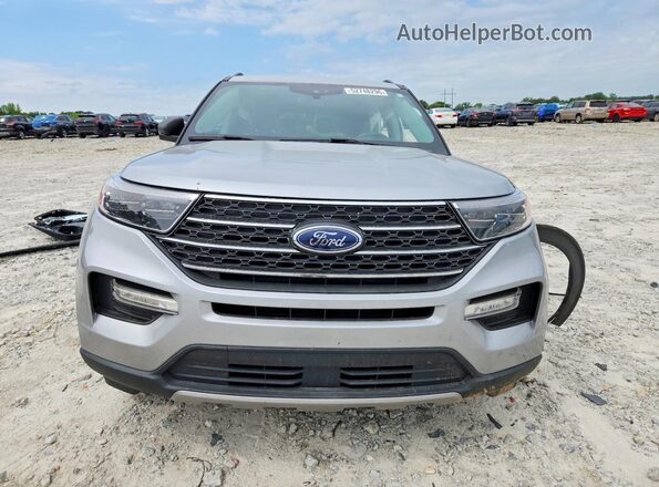 1FMSK7DH5NGB95258 2022 FORD EXPLORER Серебряный Вид спереди