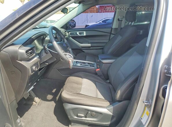 1FMSK7DH6PGC33180 2023 FORD EXPLORER Silver Вид салону спереду