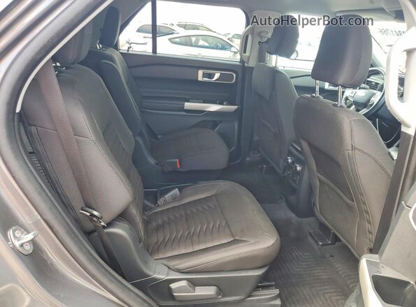 1FMSK7DH7MGA57347 2021 FORD EXPLORER Gray Vista interior trasera