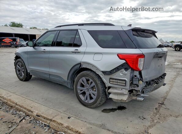 1FMSK7DH7NGA67572 2022 FORD EXPLORER Серебряный Задняя левая четверть
