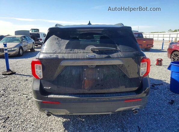 1FMSK7DH8NGC47238 2022 FORD EXPLORER Черный Вид сзади