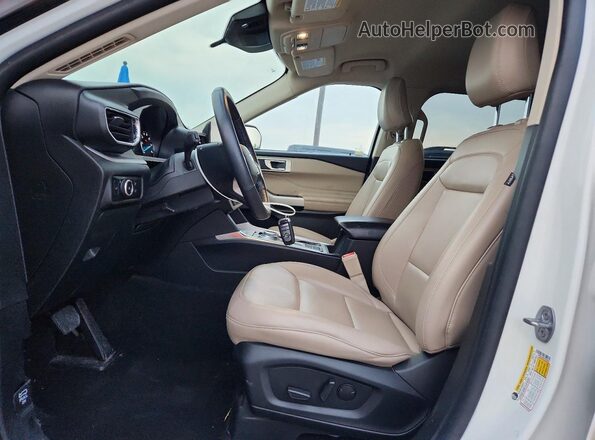 1FMSK7DH9PGC26207 2023 FORD EXPLORER Белый Вид салона спереди