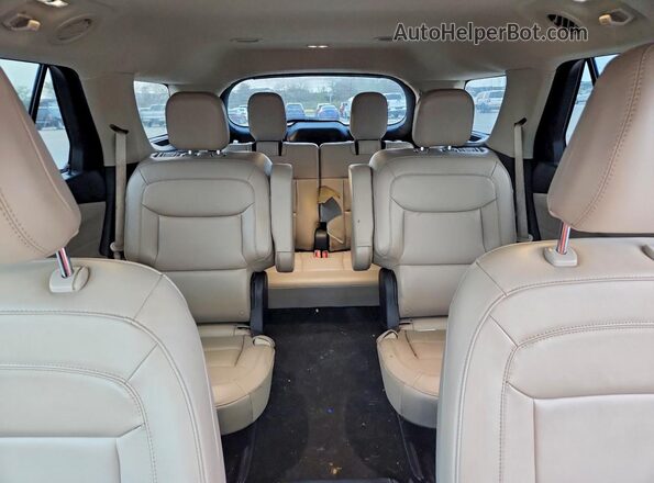 1FMSK7DH9PGC26207 2023 FORD EXPLORER Белый Вид задних сидений