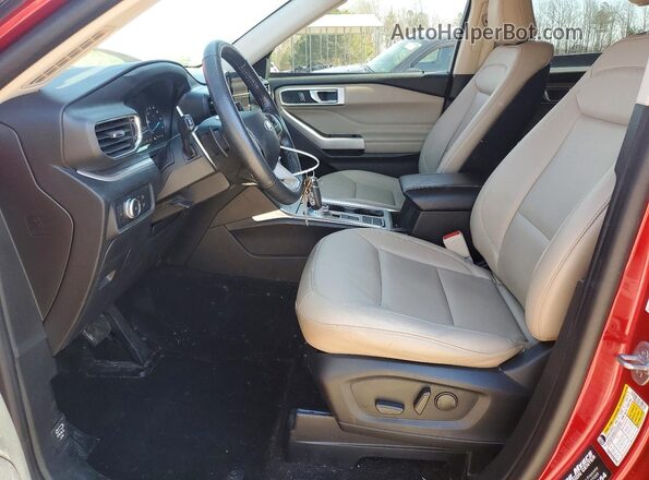 1FMSK7DHXLGD15441 2020 FORD EXPLORER Красный Вид салона спереди