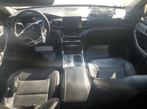 1FMSK7FH9MGA44922 2021 FORD EXPLORER White Widok deski rozdzielczej