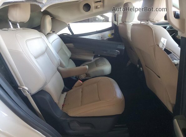 1FMSK7FH9MGA56519 2021 FORD EXPLORER Белый Вид задней части салона