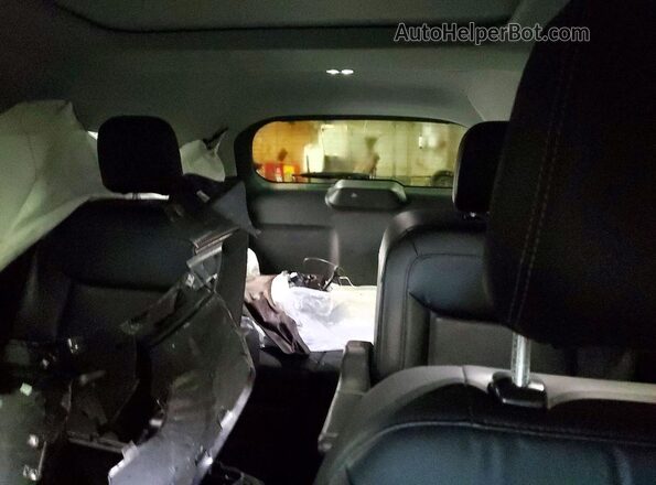 1FMSK8DH2LGC68945 2020 FORD EXPLORER Черный Вид задних сидений