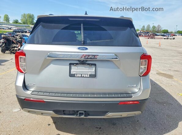 1FMSK8DH2RGA45118 2024 FORD EXPLORER Серебряный Вид сзади
