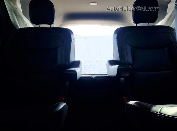 1FMSK8DH2RGA45118 2024 FORD EXPLORER Серебряный Вид задних сидений