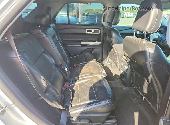 1FMSK8DH3MGA72515 2021 FORD FORD EXPLORER Белый Вид задней части салона