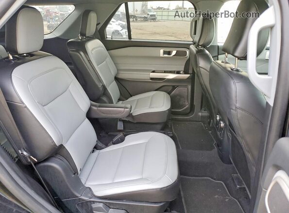 1FMSK8DH3MGC10652 2021 FORD EXPLORER Черный Вид задней части салона