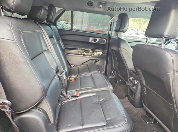 1FMSK8DH7MGA00779 2021 FORD FORD EXPLORER Черный Вид задней части салона