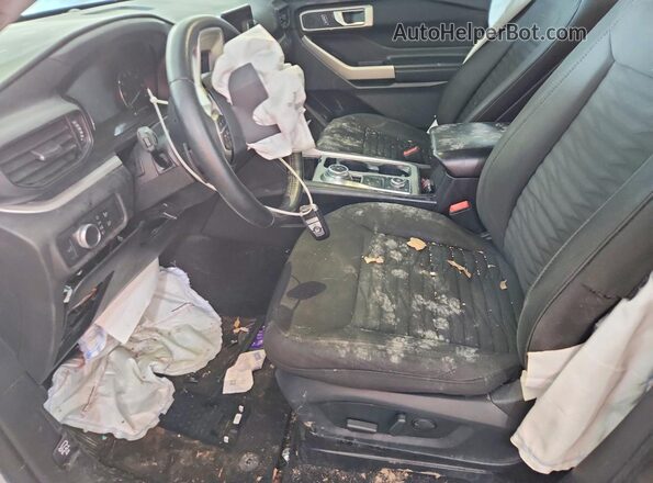 1FMSK8DH8LGC78105 2020 FORD EXPLORER White Front interior view