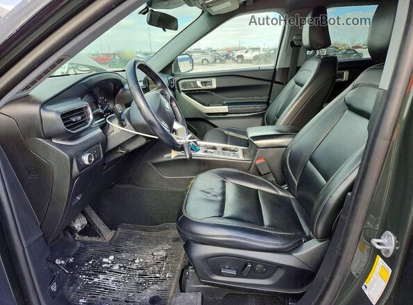 1FMSK8DH9NGC04100 2022 FORD EXPLORER Green Front interior view