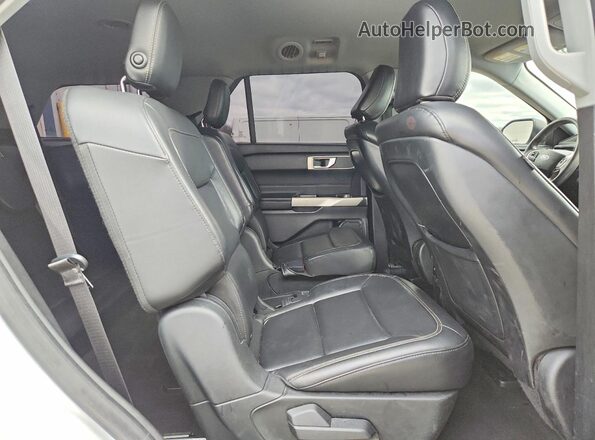 1FMSK8DHXLGC67090 2020 FORD EXPLORER White Вид задньої частини салону