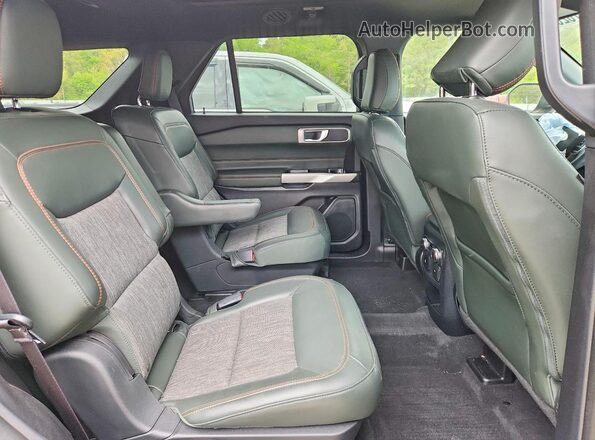 1FMSK8JH6MGC42970 2021 FORD FORD EXPLORER Зеленый Вид задней части салона