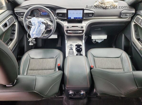 1FMSK8JH6MGC42970 2021 FORD FORD EXPLORER Зеленый Вид панели приборов