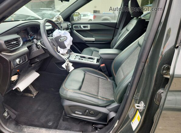 1FMSK8JH6MGC42970 2021 FORD FORD EXPLORER Зеленый Вид салона спереди
